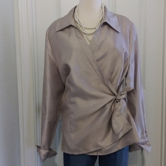 JM Collection Wrap Top - Picture 1 of 8